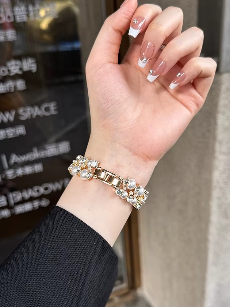 PearlSpark Luxe Diamond Band for Apple Watch